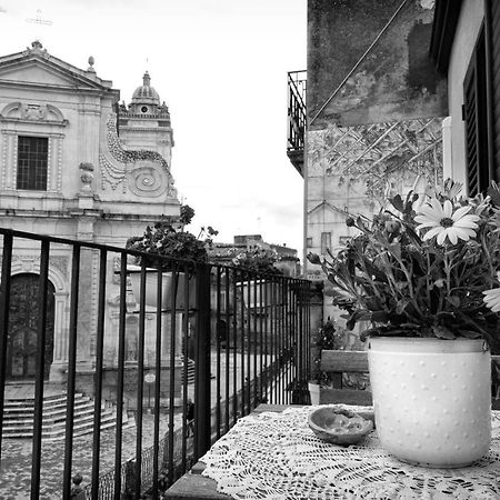 Bellavista Apartment Caltagirone Esterno foto