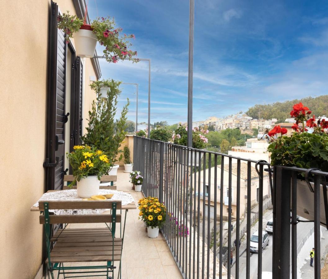 Bellavista Apartment Caltagirone Esterno foto