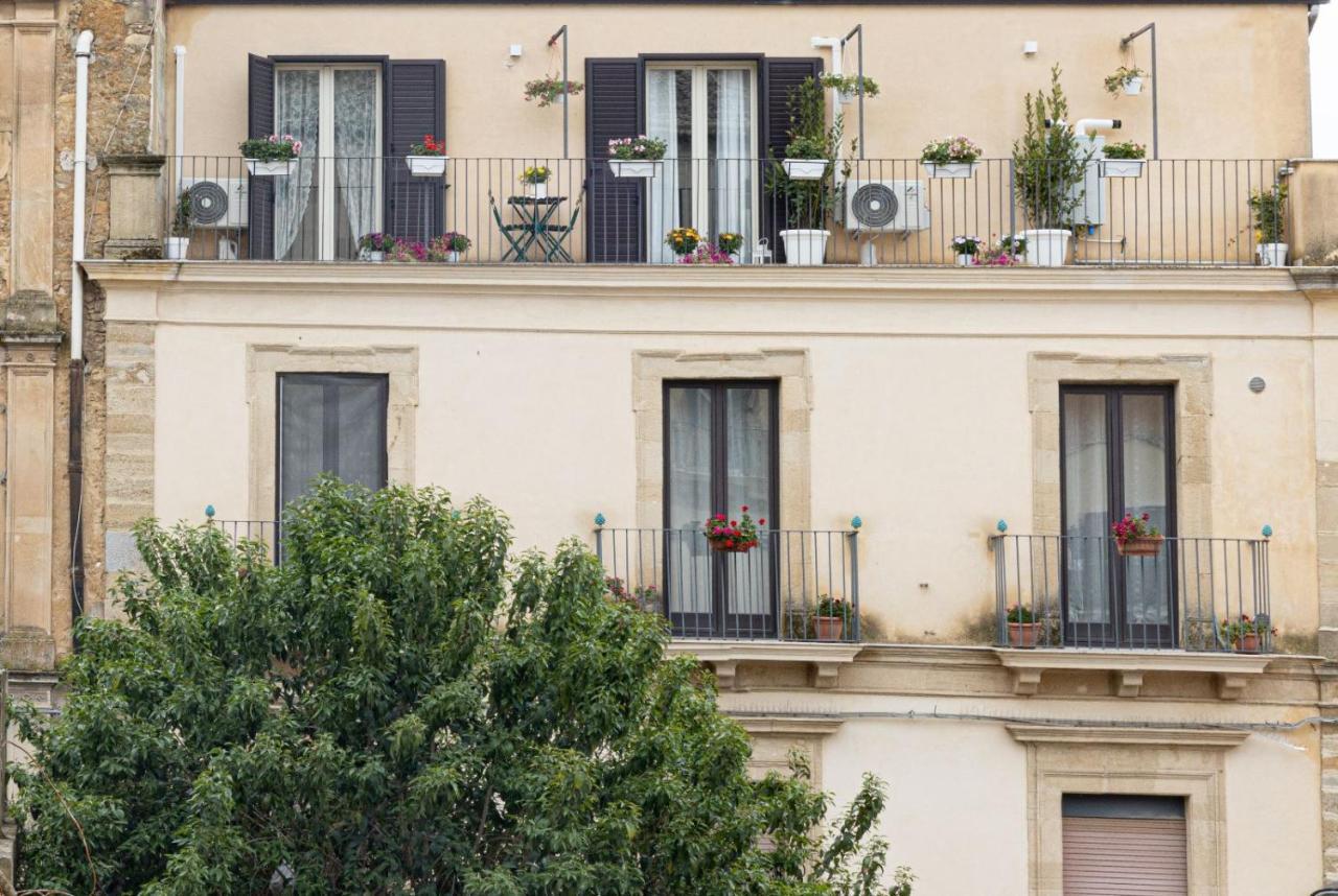 Bellavista Apartment Caltagirone Esterno foto
